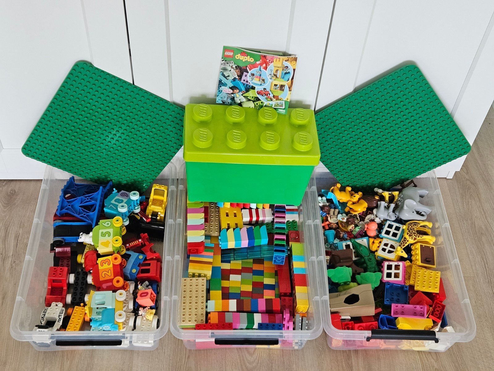 8,5 kg LEGO DUPLO ±600 stuks, dieren, voertuigen + 2 sets, Ophalen, Zo goed als nieuw, Duplo, Inclusief accessoires