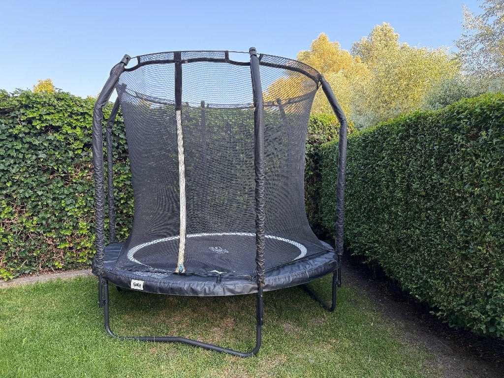 Salta Trampoline Black Edition, Kinderen en Baby's, Speelgoed | Buiten | Trampolines, Ophalen, Gebruikt