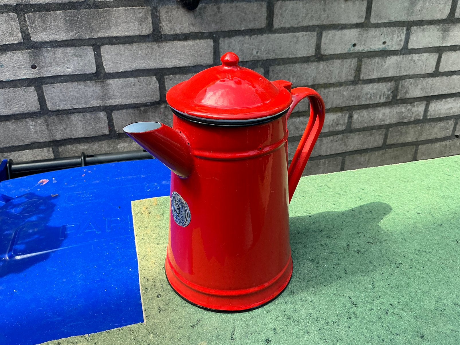 Rood emaille koffie kan., Ophalen of Verzenden
