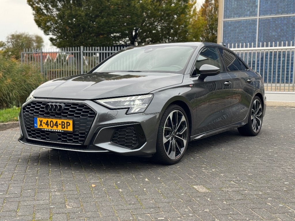 Audi A3 35 Tfsi 150pk S-Line 2020 Grijs LED|CAMERA|ACC, Auto's, Audi, Particulier, A3, ABS, Achteruitrijcamera, Adaptive Cruise Control