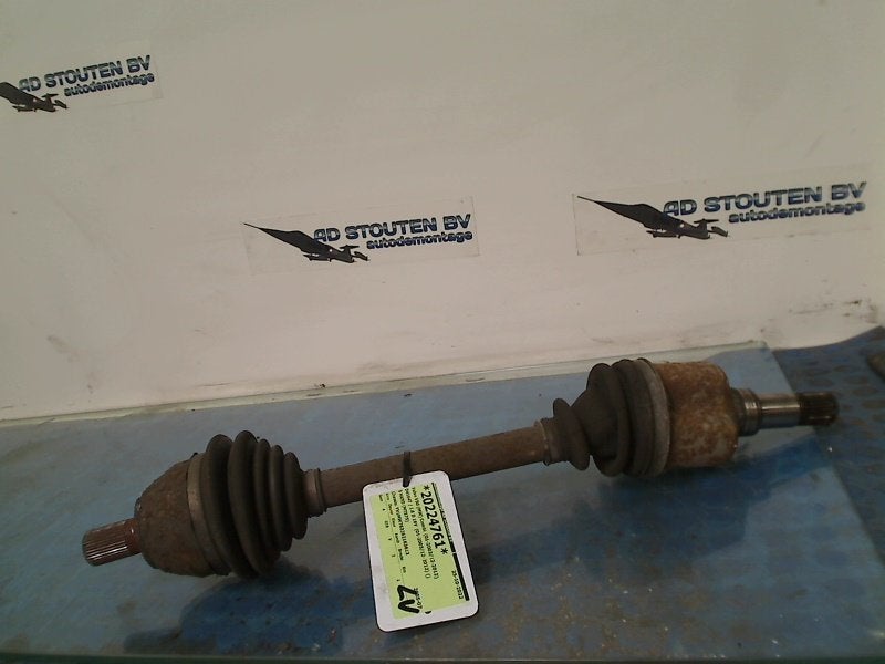 Aandrijfas Links Voor Volvo V50 (MW) (2005-01/2011-12), Gebruikt, Siegburger Straße 229, Köln 50679, , Duitsland, Info@volvocars.com