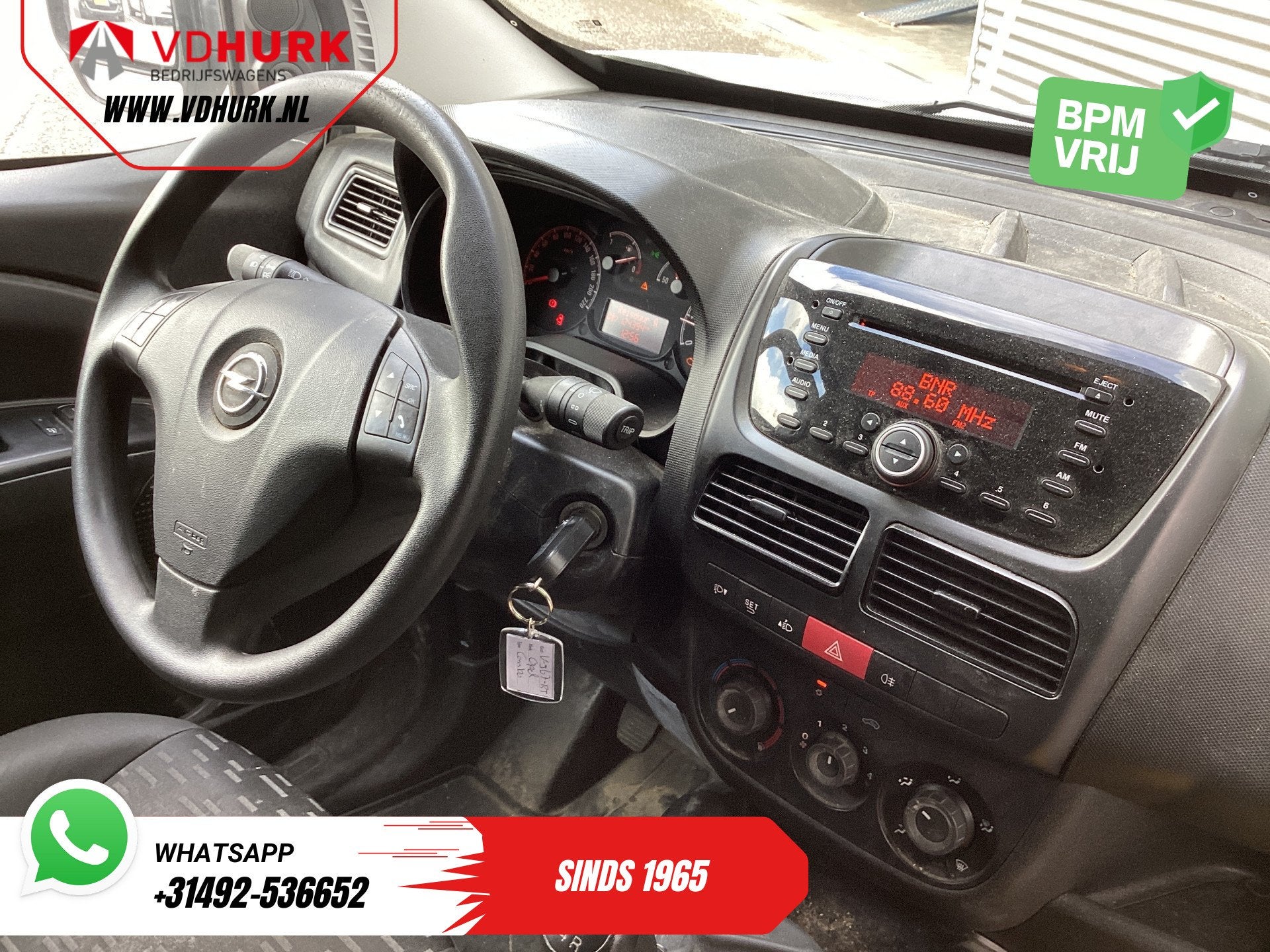 Opel Combo 1.3 CDTi 96 pk EXPORT Airco/ Bluetooth/ Trekhaak, Auto's, Bestelauto's, Voorwielaandrijving, Stof, Gebruikt, Euro 6