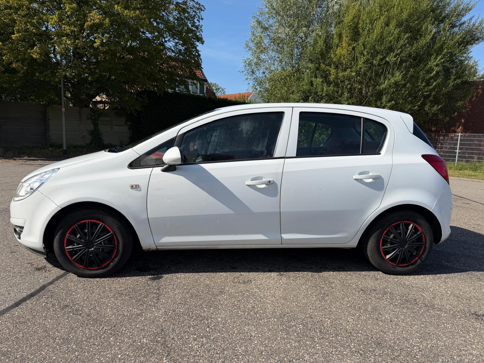 Opel Corsa 1.2-16V Essentia 5DR*Cruise*Airco*APK 15-07-2027*, Voorwielaandrijving, Gebruikt, 4 cilinders, 1229 cc