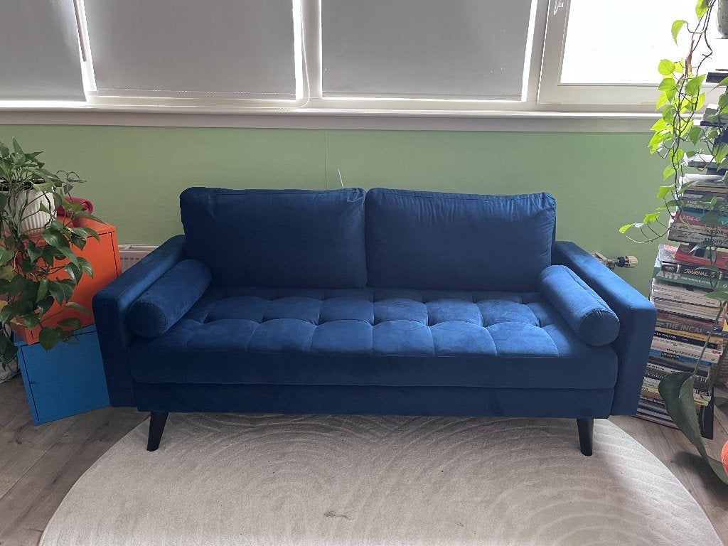 Blauwe fluwelen bank, Huis en Inrichting, Ophalen, Zo goed als nieuw