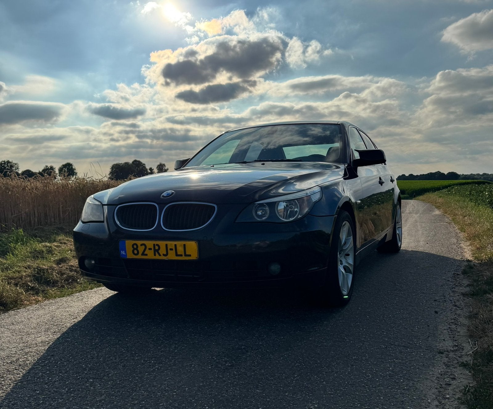 BMW 5-Serie 2.5 I 523i Executive AUT 2005 origineel NL, Auto's, BMW, Automaat, Achterwielaandrijving, 1800 kg, 2497 cc