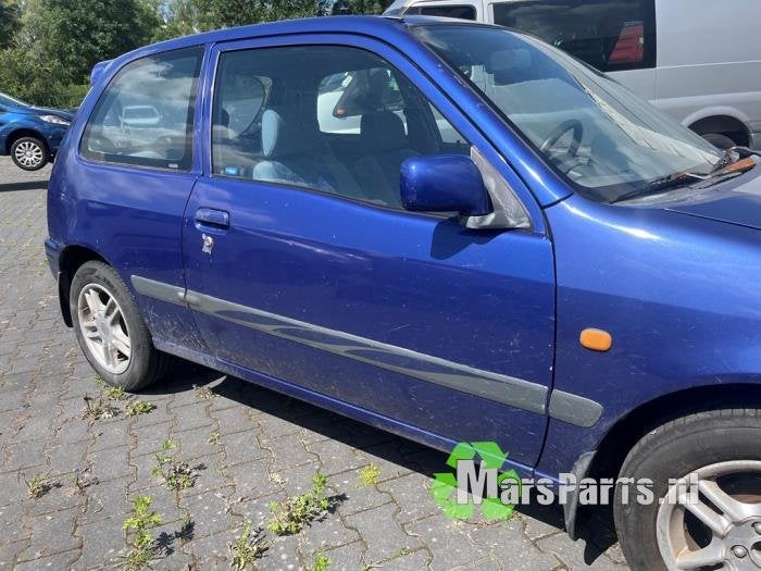 Portier 2Deurs rechts van een Toyota Starlet (8L5), Gebruikt, -, Deur, -
