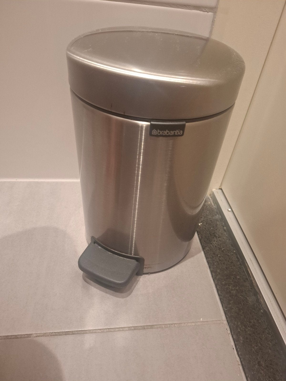 Brabantia pedaalemmer 3 liter - RVS, Huis en Inrichting, Woonaccessoires | Prullenbakken, Gebruikt, Met pedaal, Ophalen of Verzenden