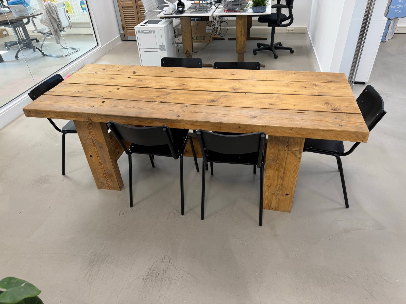 Unieke Robuuste houten tafel 220x85, 200 cm of meer, Zo goed als nieuw, Vijf personen of meer, Rechthoekig