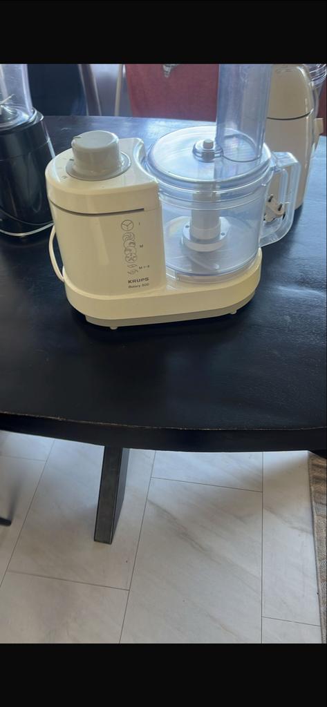 Keukenmachine - Krups Rotary 500 - Mooie prijs!, 1 tot 2 liter, Ophalen, Gebruikt, 3 snelheden of meer