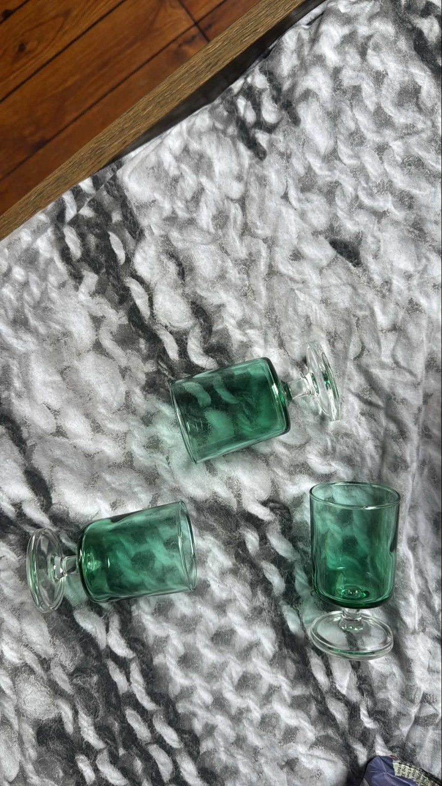 Set van 12 vintage groene glazen, Ophalen