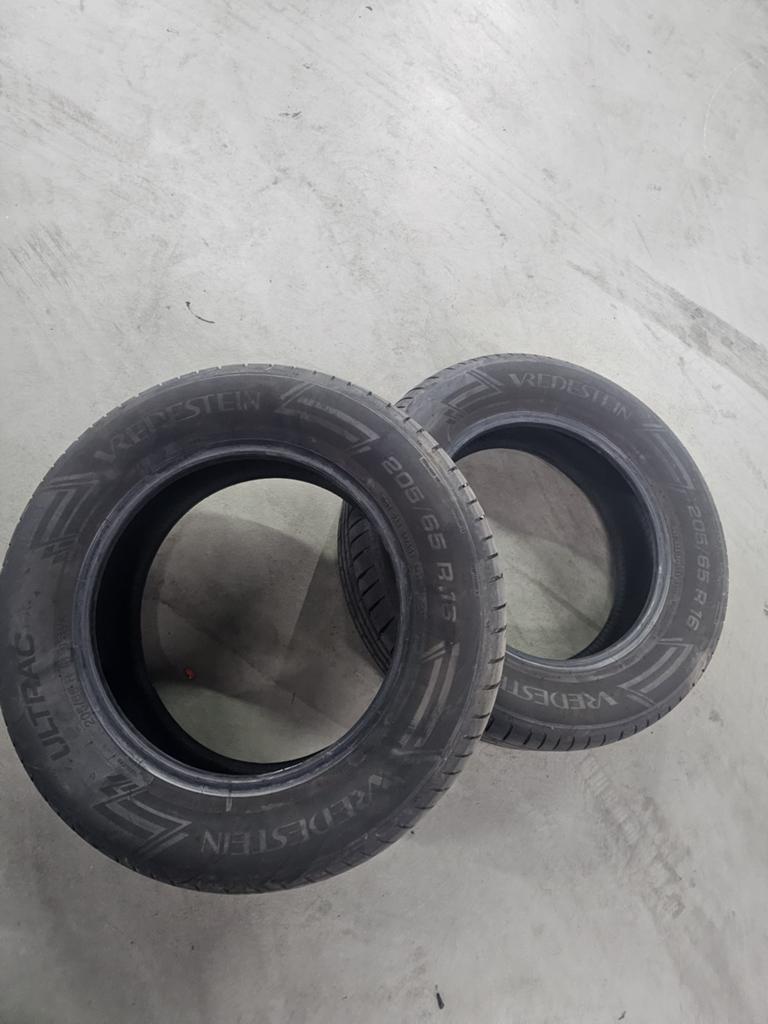 Zomerbanden 205 65 16, Auto-onderdelen, Banden en Velgen, Gebruikt, 16 inch, Band(en), Personenwagen