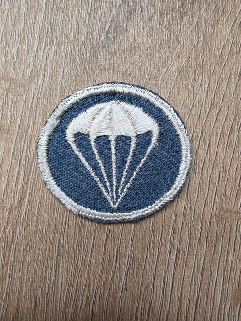 US WW2 Paratrooper Airborne Infantry cap patch twill, Ophalen of Verzenden, Amerika, Embleem of Badge