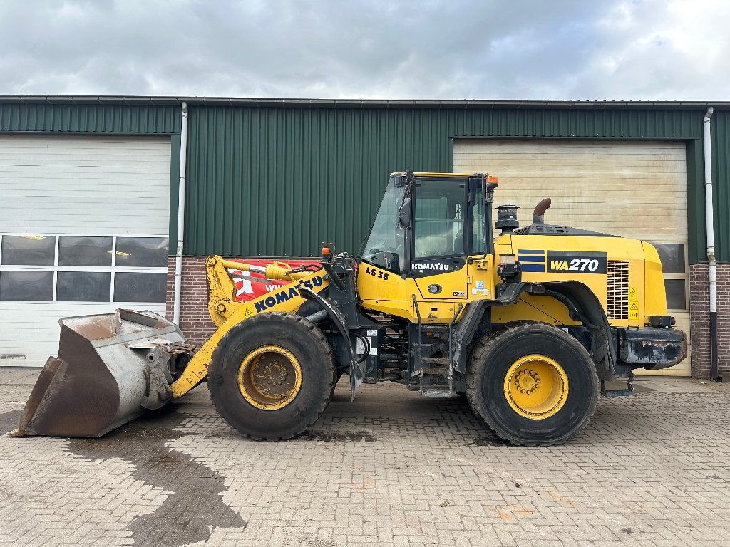 Komatsu shovel WA270 8