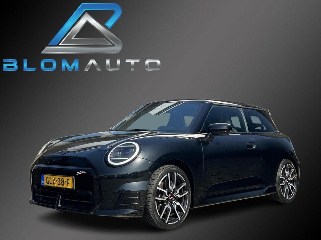 Mini Cooper E John Cooper Works M 41kWh PANO+KEYLESS+CARPLAY, Auto's, Mini, Gebruikt, 41 kWh, 4 stoelen, Zwart