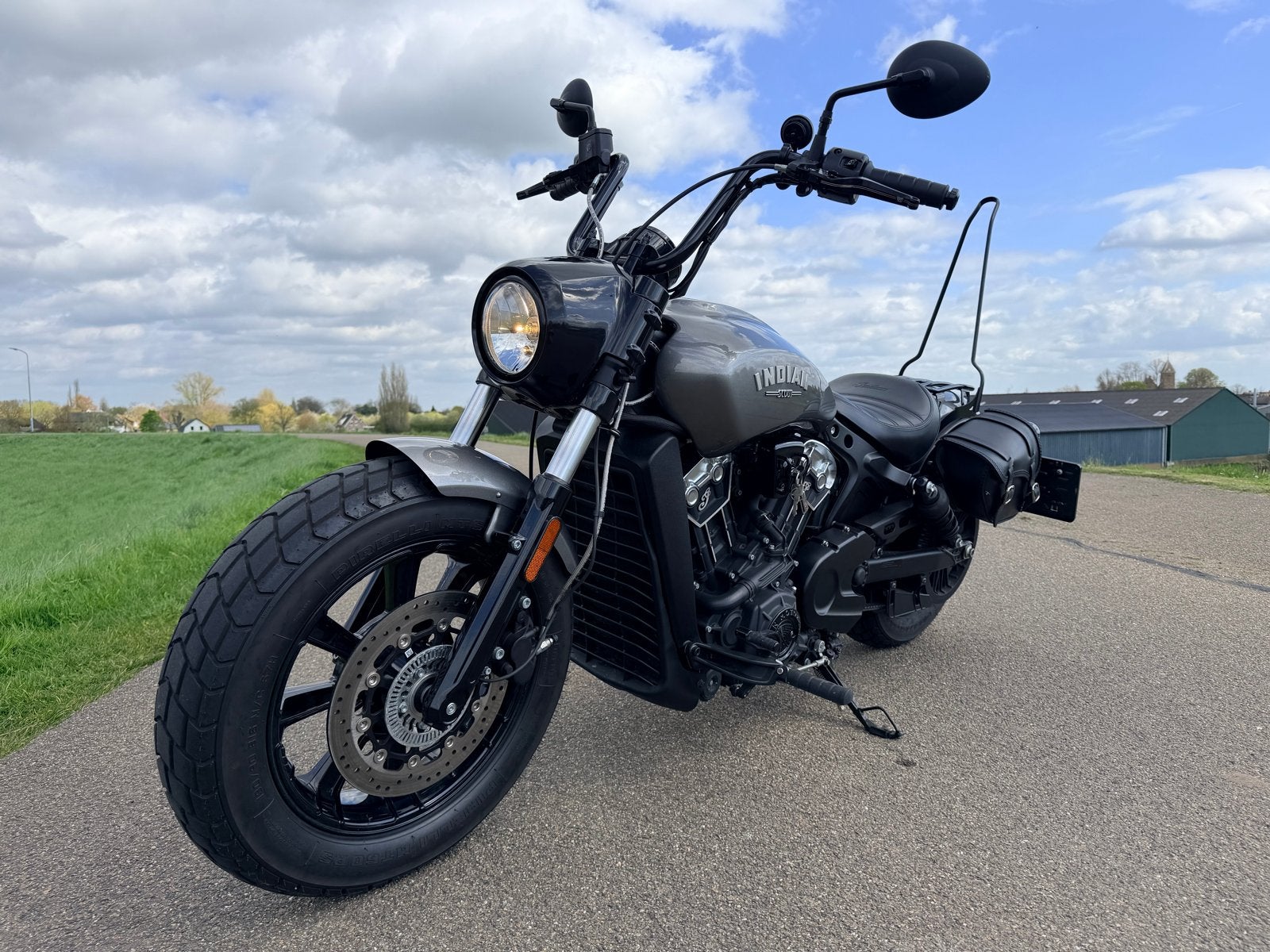 Indian Scout Bobber, Motoren, 2 cilinders, Gebruikt, Particulier, 1133 cc