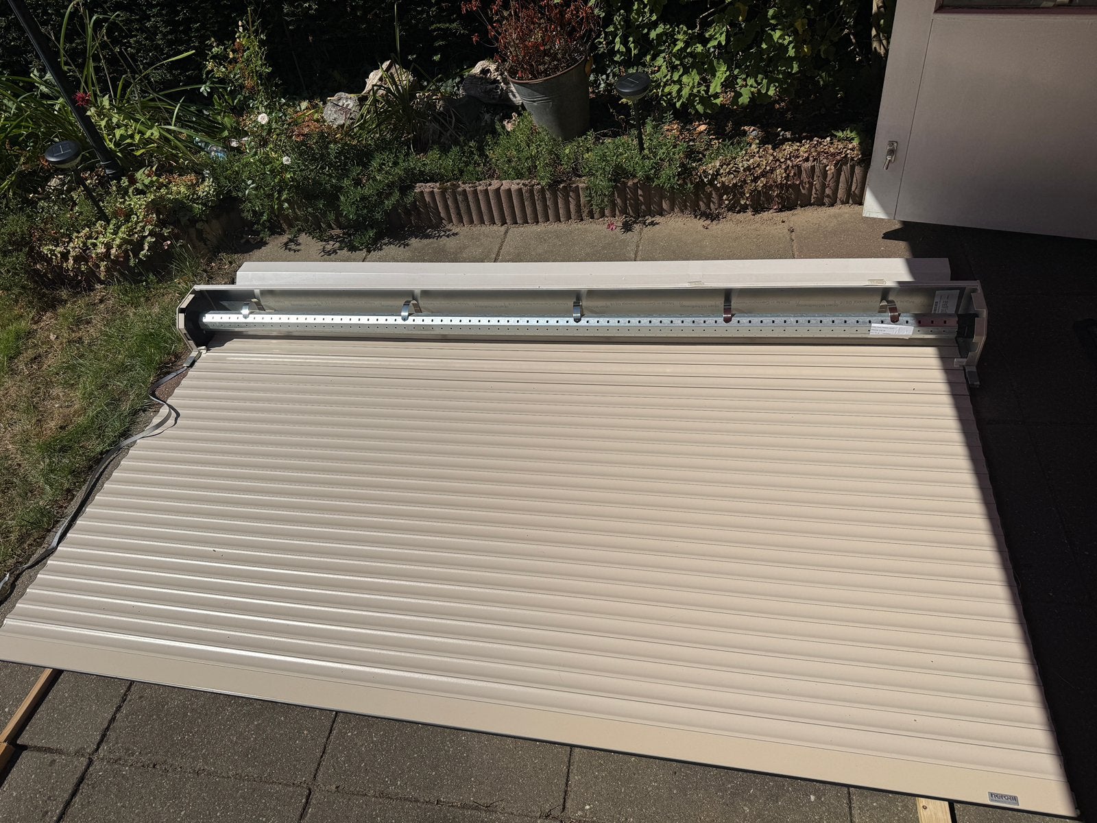 Rolluik 233cm breed x 130cm lang, Ophalen, Zo goed als nieuw, Wit, Minder dan 100 cm