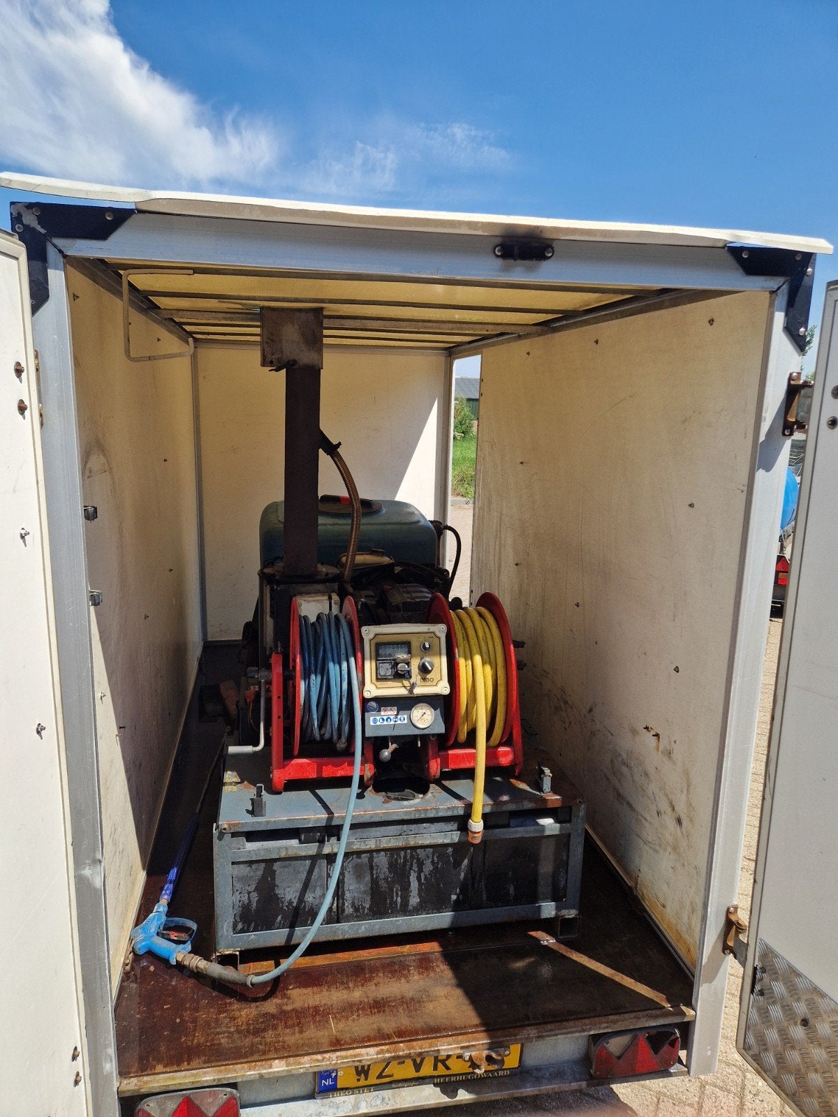 Foto 3 van Dibo Hogedrukreiniger Trailer 350 bar 18L/min heet water