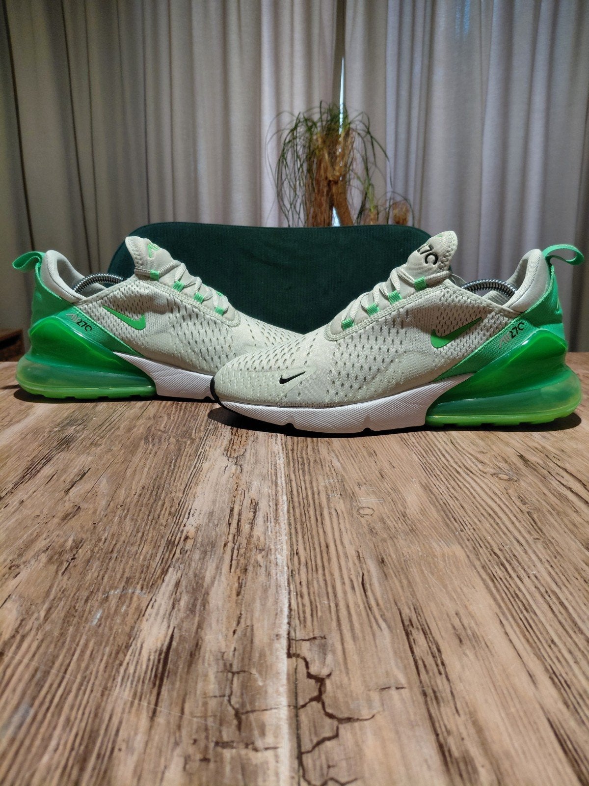 Nike Air Max 270 'Green Shock' Size 44, Overige kleuren, Nike, Ophalen of Verzenden, Sneakers of Gympen