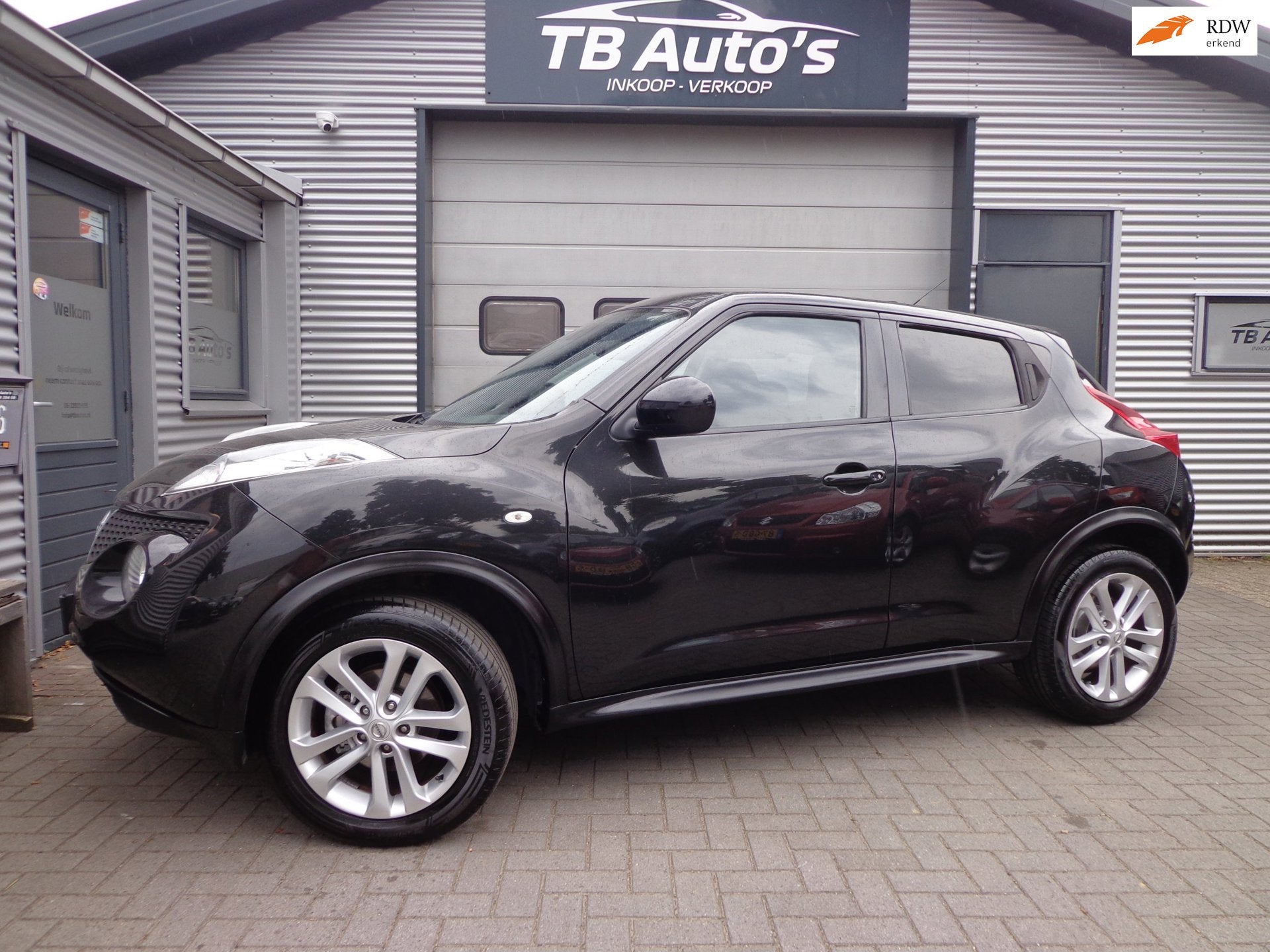 Nissan Juke 1.6 Visia ! CLIMA / NAVI / 17 INCH VELGEN !, Voorwielaandrijving, Euro 5, Stof, 4 cilinders