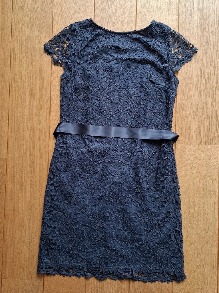 Kobalt blauw kort kanten jurk, Blauw, Maat 42/44 (L), Ophalen of Verzenden, Zo goed als nieuw