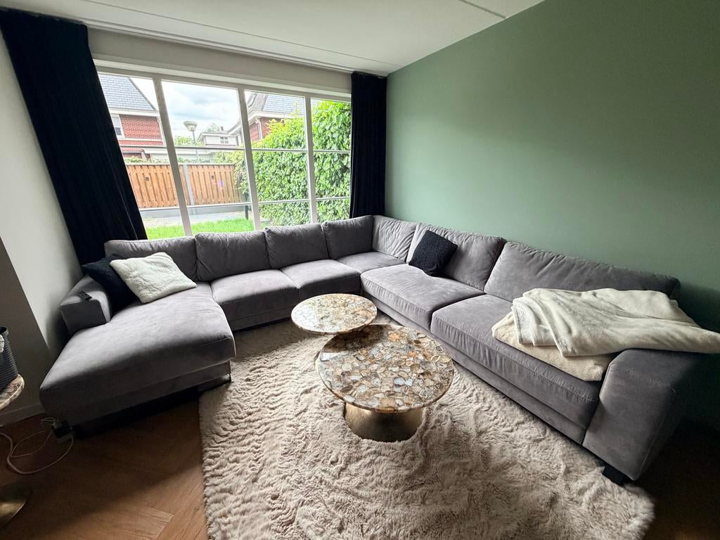 Lichtgrijze hoekbank - 2 jaar oud, Huis en Inrichting, Banken | Bankstellen, Ophalen, 125 tot 150 cm, Hoekbank, 300 cm of meer