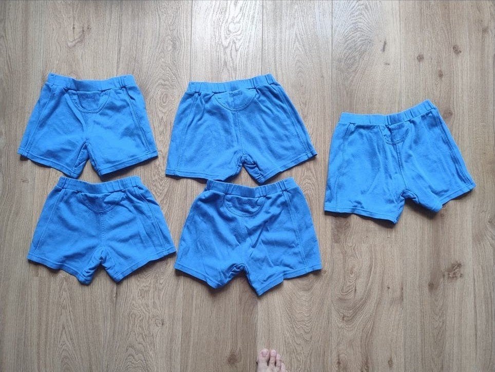 5 Hummel sportbroekjes voor kinderen - diverse maten, Ophalen of Verzenden, Gebruikt, Hummel, Jongen of Meisje