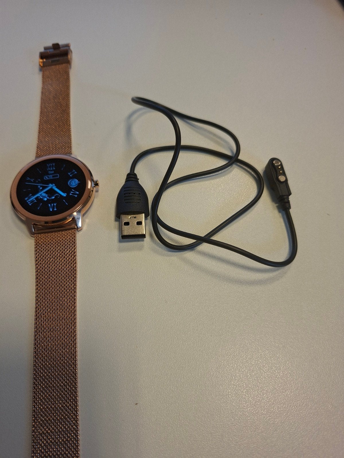 Smartify Smartwatch Roségoud met Oplader en Doos, Ophalen of Verzenden, Zo goed als nieuw, Roze, Smartify