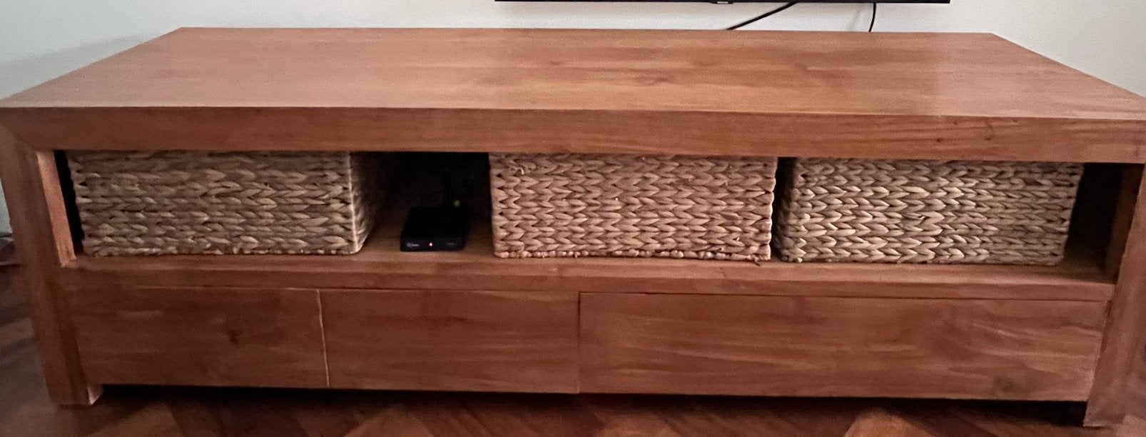 **Mooie teakhouten tv-meubel**, Huis en Inrichting, Kasten | Televisiemeubels, Ophalen, 150 tot 200 cm, Teakhout, Zo goed als nieuw