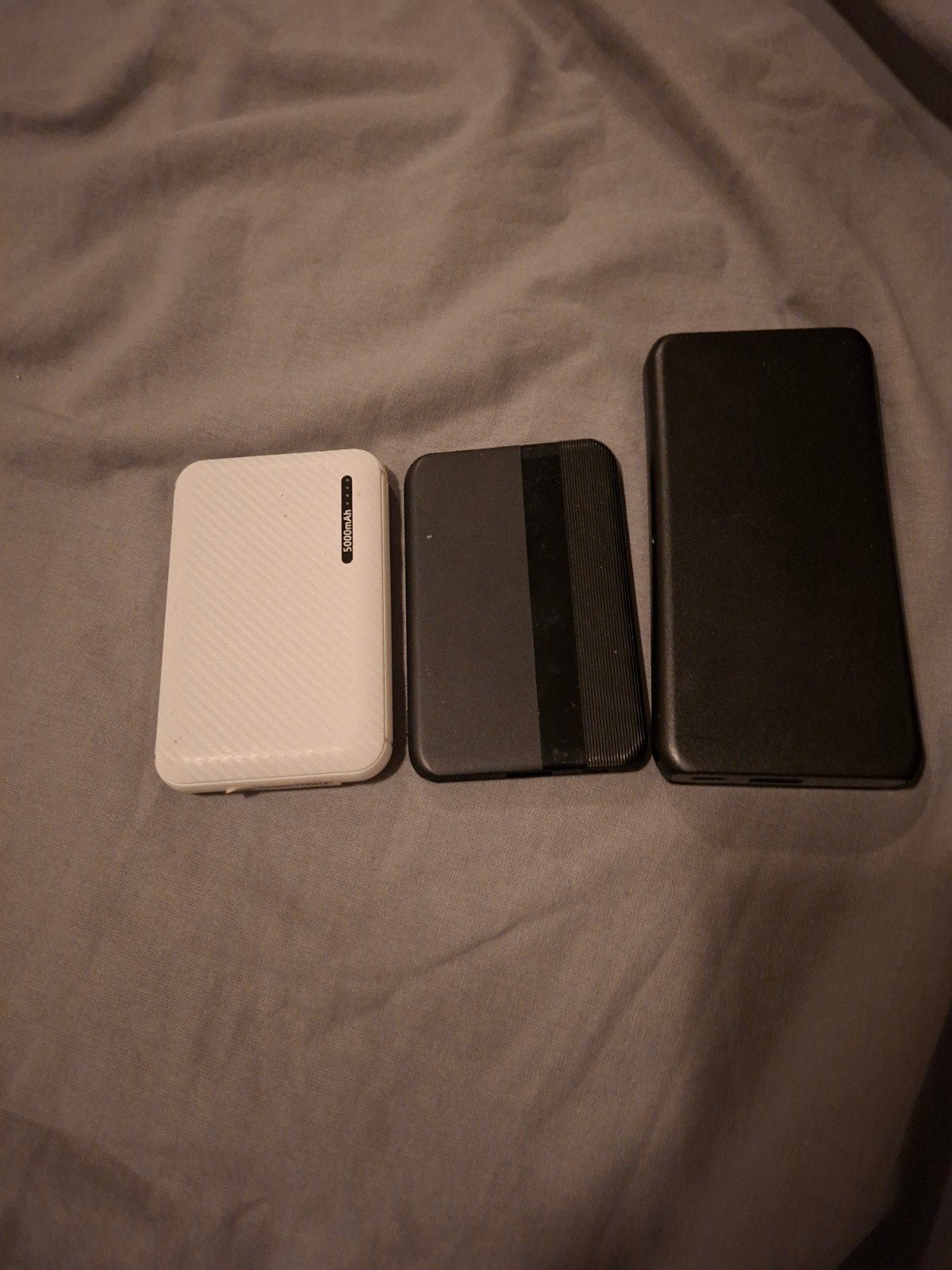 Set van 3 Powerbanks - Wit en Zwart, Telecommunicatie, Ophalen, Zo goed als nieuw, Onbekend