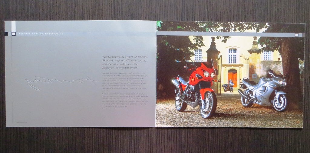 Folder Triumph Touring Motorcycles 2003 - 12 blz (Frans), Verzenden, Triumph