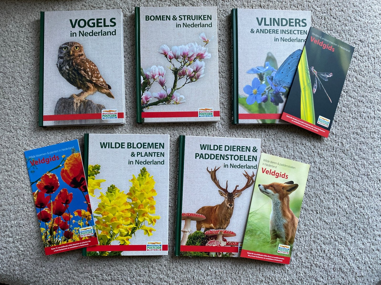 Veldgidsen Natuur Postcode Loterij vlinders vogels bomen, Ophalen of Verzenden, Nieuw, Natuur algemeen