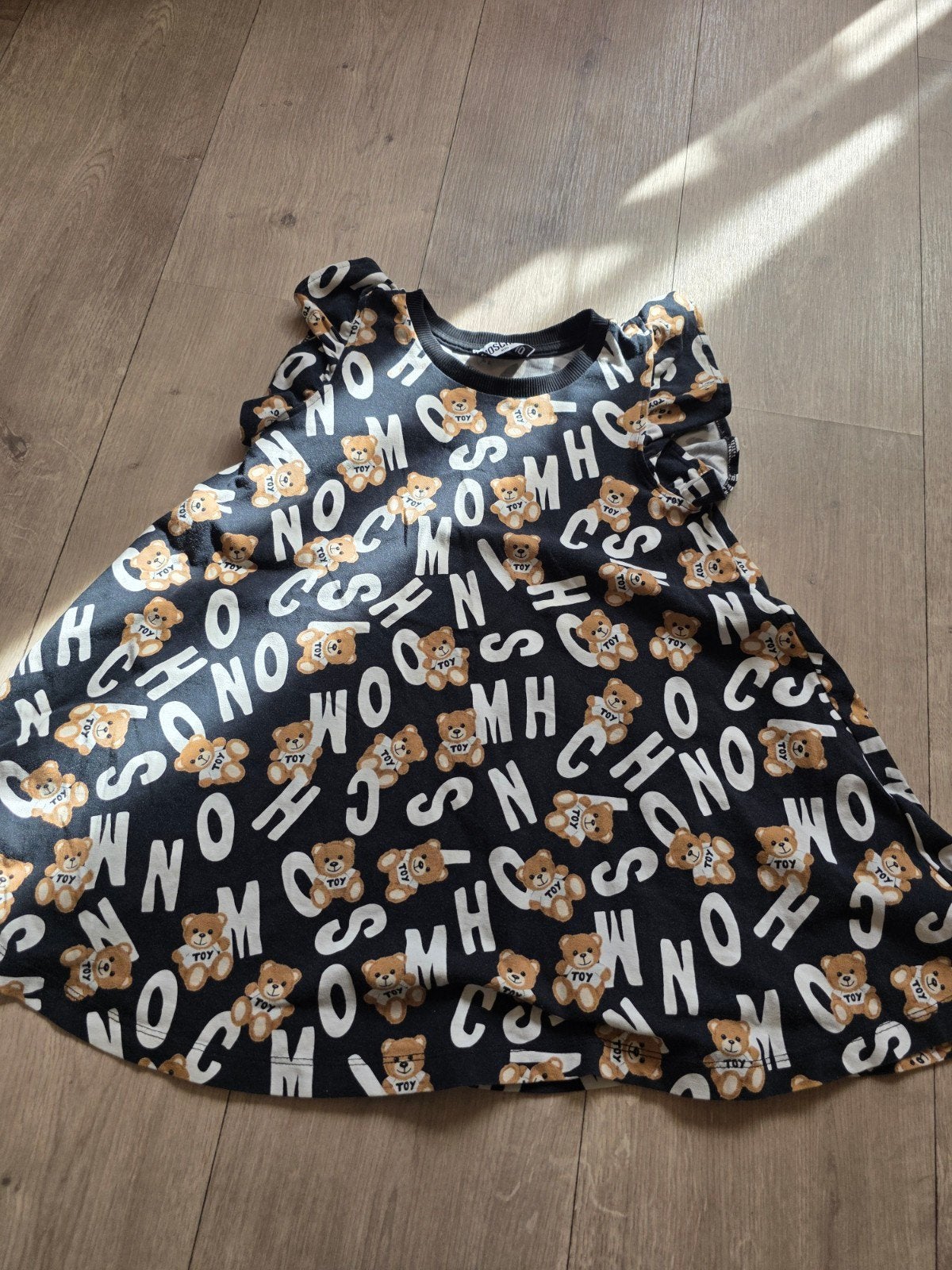 Moschino jurk met teddybeer 104, Ophalen of Verzenden, Zo goed als nieuw, Moschino, Meisje