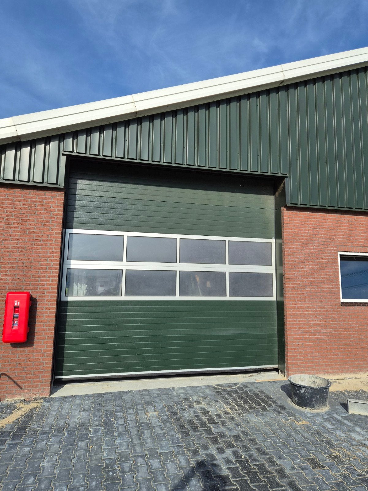 Gratis overheaddeur 2 stuks 3.85 hoog en 4 meter breedt, Gebruikt, Garagedeur, Ophalen of Verzenden, Metaal