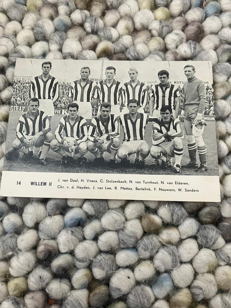 Willem 2 monty gum 1965-1966, Verzamelen, Sportartikelen en Voetbal, Ophalen of Verzenden, Nieuw, Boek of Tijdschrift