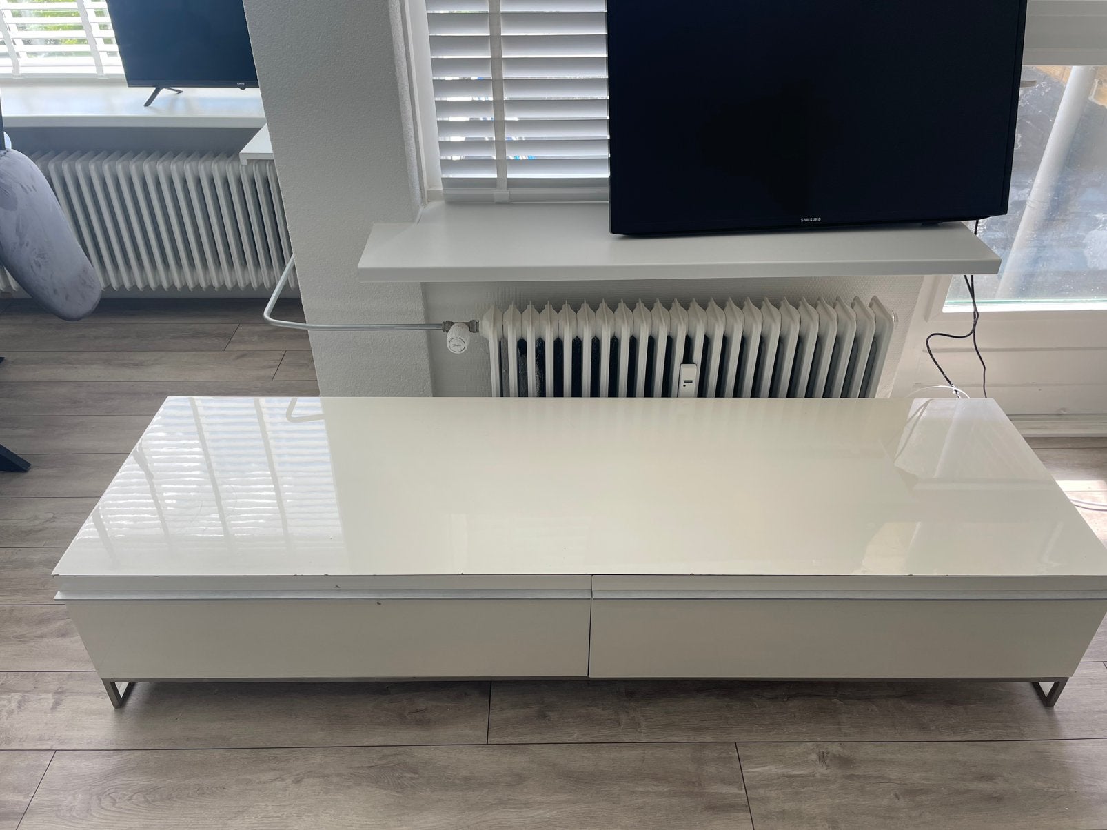 Tv meubel  met opbergruimte (gratis afhalen), Gebruikt, 150 tot 200 cm, Ophalen of Verzenden, Minder dan 100 cm