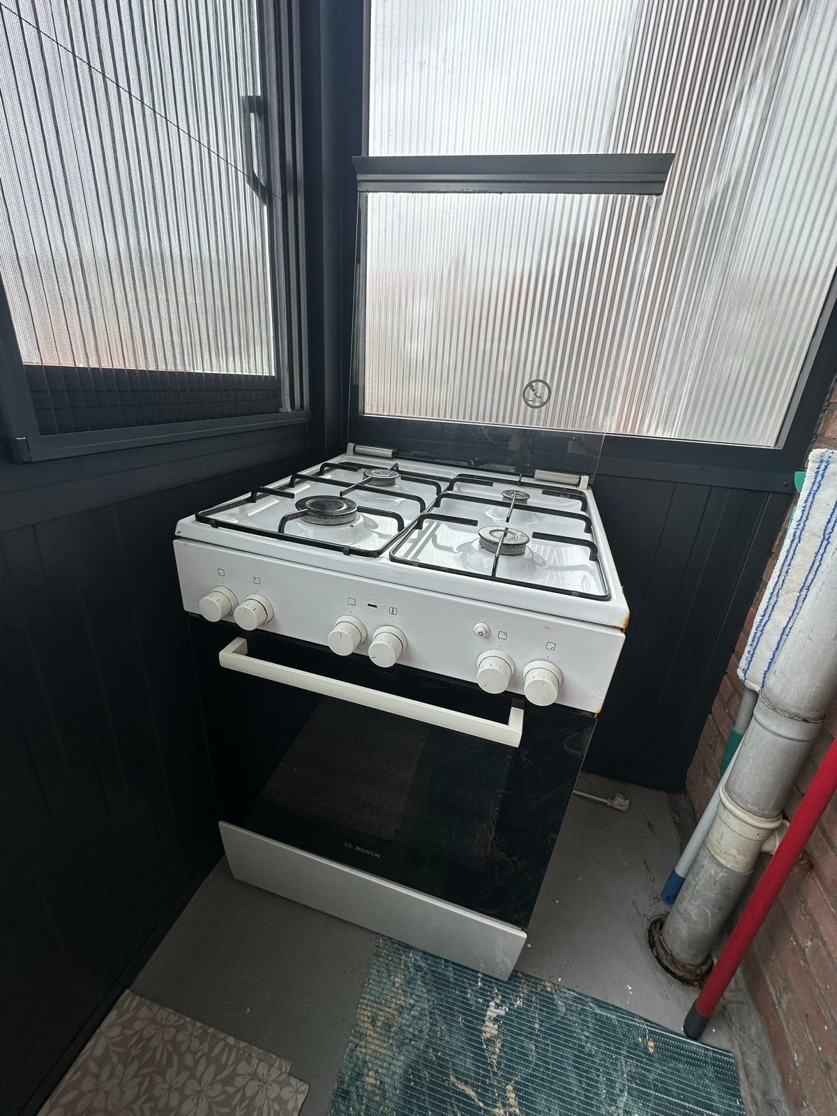 Bosch Vrijstaand Gasfornuis met Oven, Witgoed en Apparatuur, Ophalen, Gebruikt, 60 cm of meer, 4 kookzones