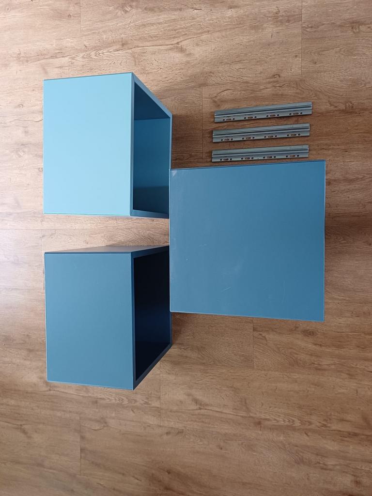 IKEA Vakkenkasten - 3 stuks met ophangbeugels, Ophalen, Gebruikt
