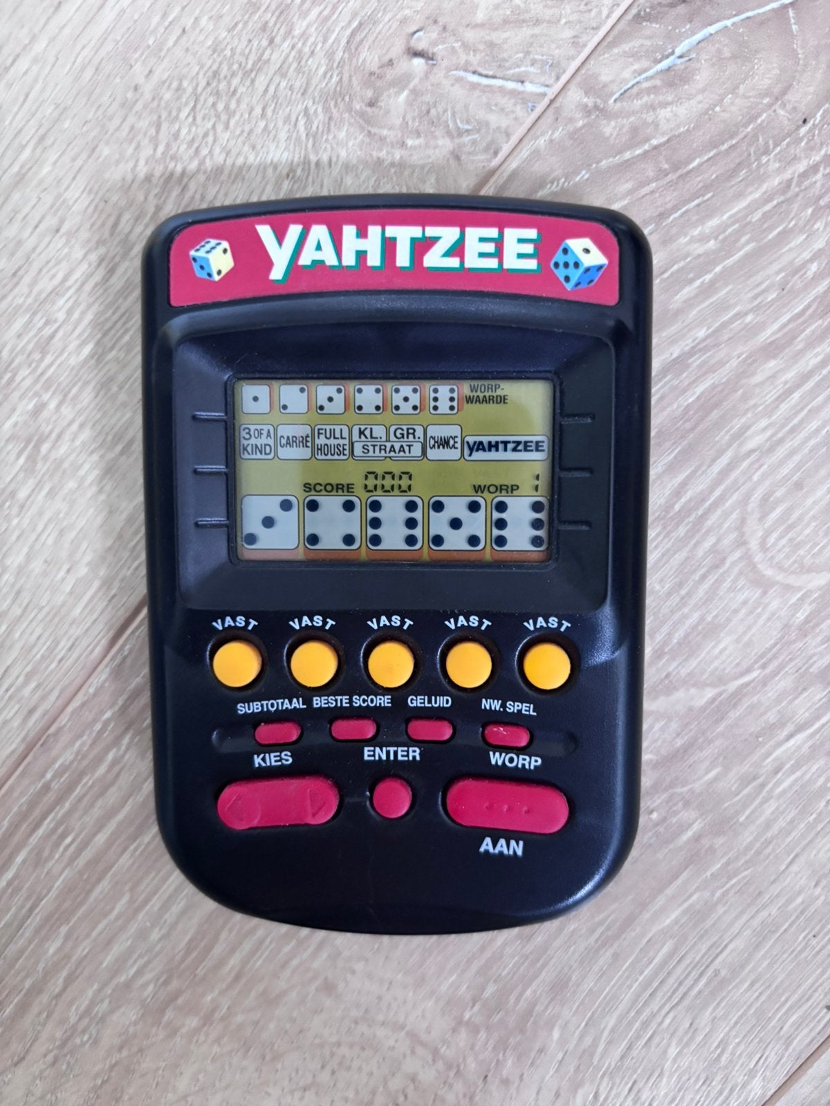 YAHTZEE LCD GAME HASBRO 1998, Spelcomputers en Games, Ophalen of Verzenden, Zo goed als nieuw