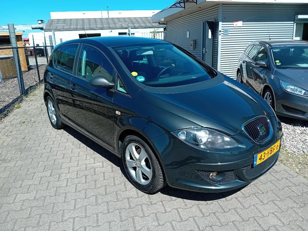 Seat Altea 1.6 75KW 2008 Grijs SLECHTS 150 DKM NWE KOPPELING, Stof, 1295 kg, 4 cilinders, Grijs