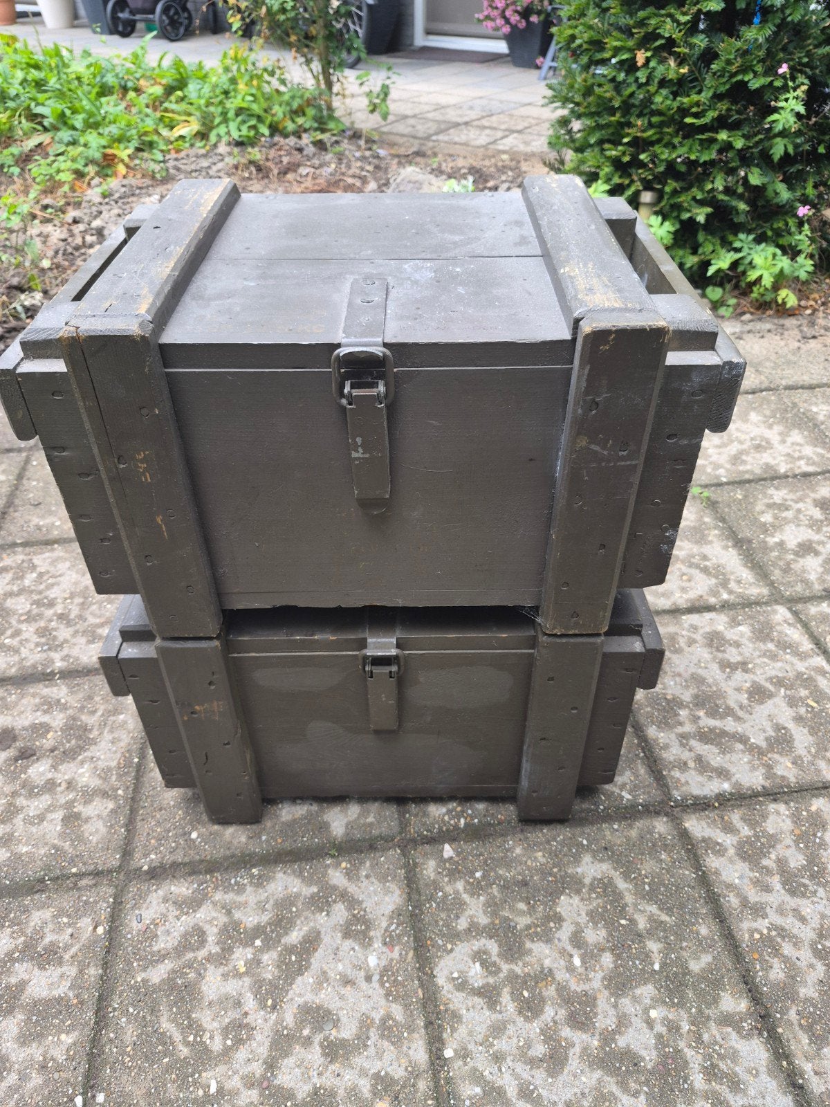 2 houten munitiekisten, Ophalen, Landmacht, Nederland, Kist of Geocache