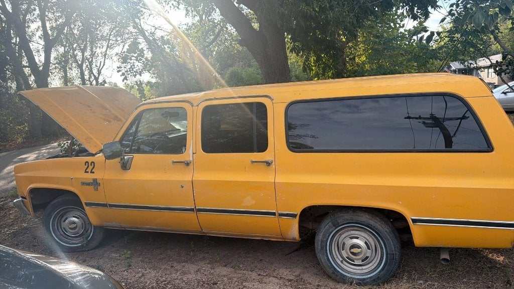 1987 chevy suburban 2wd (licht project), Auto's, Chevrolet, Automaat, Suburban, Achterwielaandrijving, Particulier