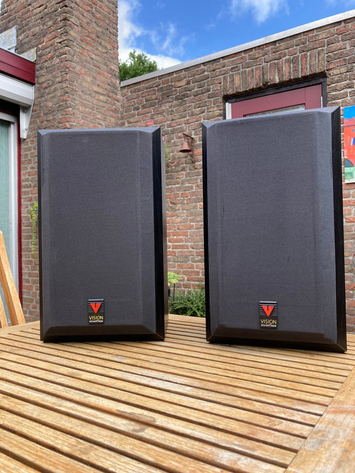 Te koop: twee speakers B en W Vision BS1, Ophalen, Zo goed als nieuw, 60 tot 120 watt, Bowers & Wilkins (B&W)