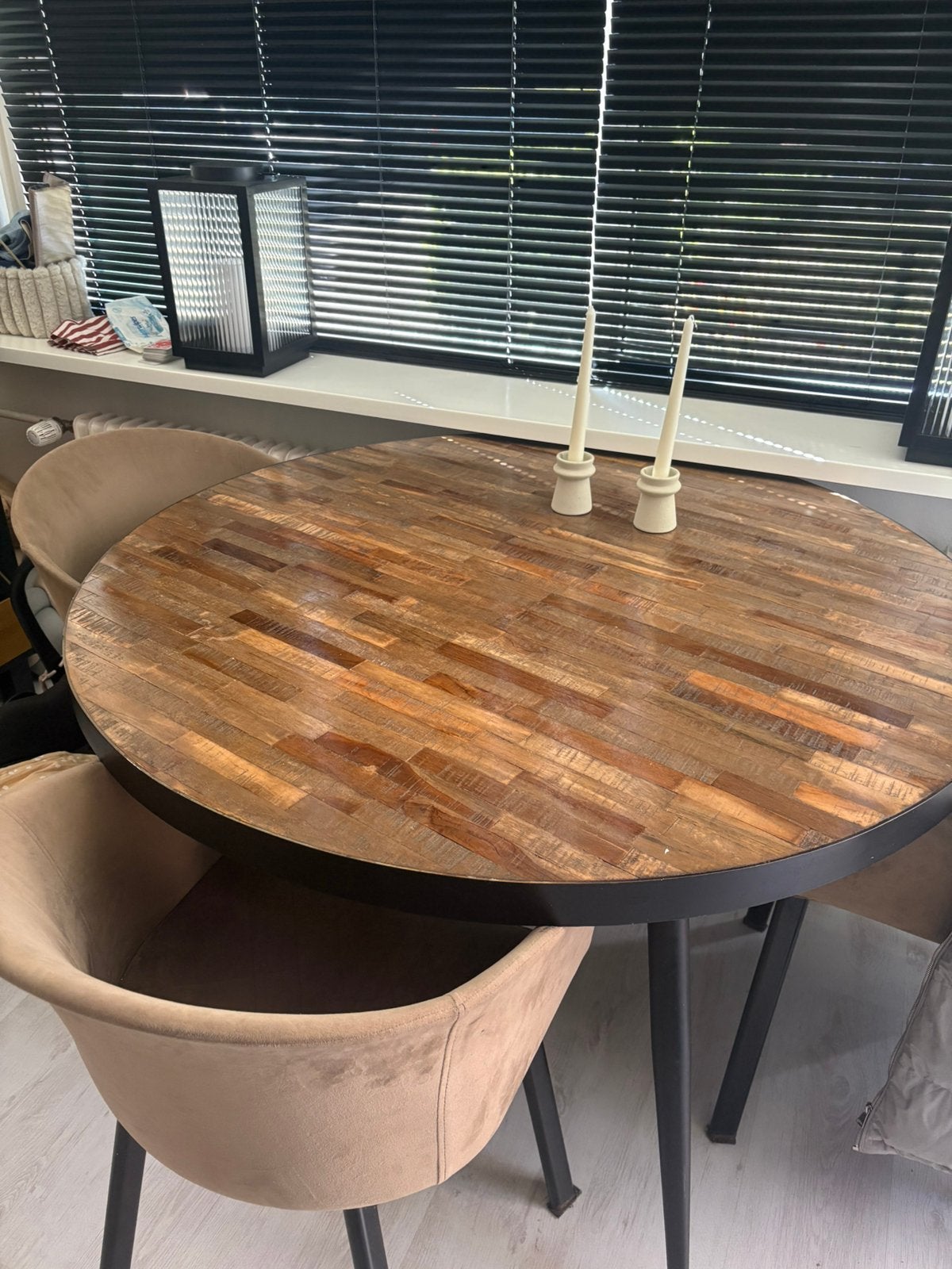 Eettafel + 4 stoelen, Huis en Inrichting, Tafels | Eettafels, Ophalen, Gebruikt, Rond, 50 tot 100 cm