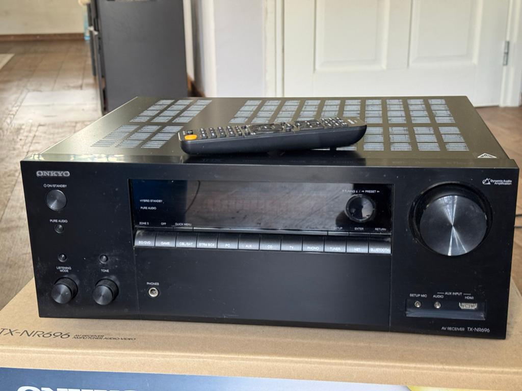 Onkyo TX-NR696 AV-receiver met afstandsbediening, Ophalen of Verzenden, Zo goed als nieuw, 120 watt of meer, Onkyo