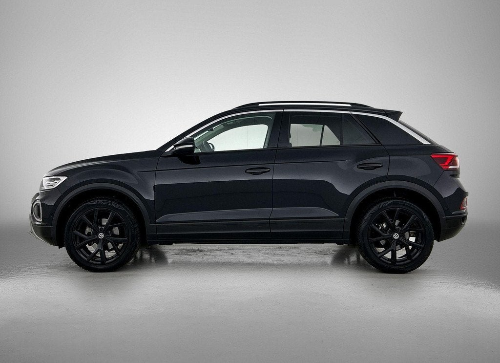 Volkswagen T-Roc 1.5 TSI Oranje Edition 150 PK | Automaat |, 12 maanden, Stof, 4 cilinders, Zwart