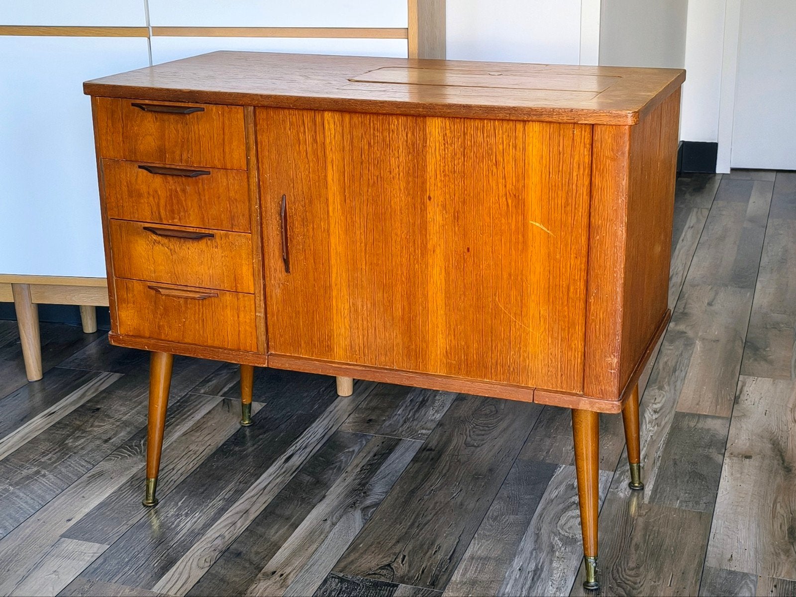 Vintage Aristo Naaimachinekastje - Teak Mid-Century Modern, Ophalen