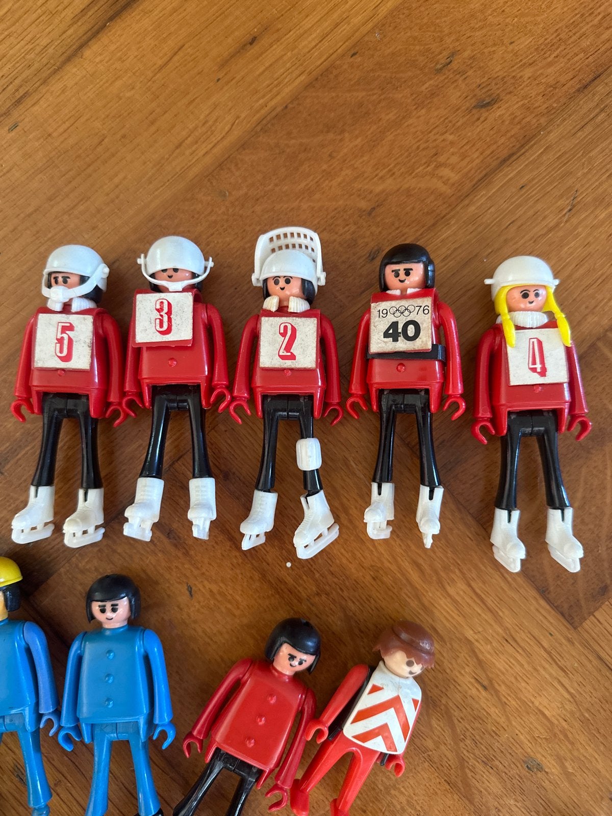 Playmobil set jaren 80 met poppetjes en accessoires, Ophalen of Verzenden, Gebruikt, Jongen of Meisje