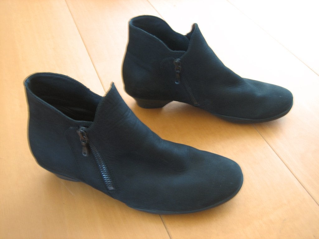 Comfortabele zwarte nubuck enkelschoen ARCHE 37-38 snazzeys, Kleding | Dames, Schoenen, Zwart, Lage of Enkellaarzen, Nieuw, Ophalen of Verzenden