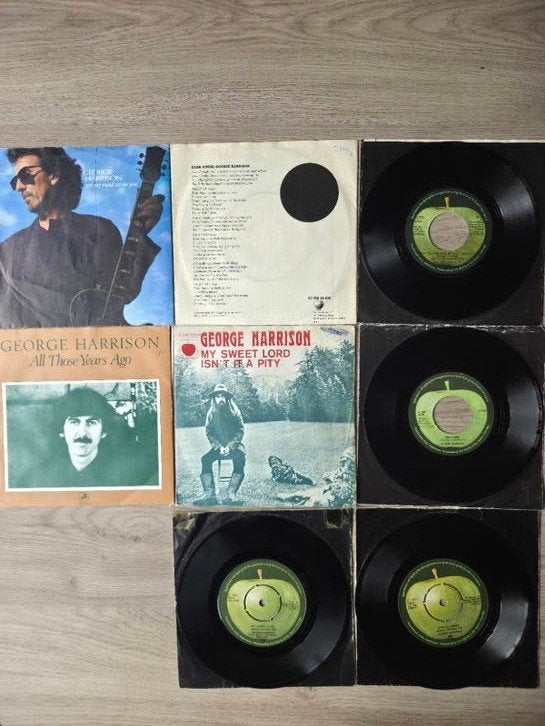 8 George Harrison (Beatles) singles, Cd's en Dvd's, Vinyl Singles, Gebruikt, 7 inch, Ophalen of Verzenden, Pop