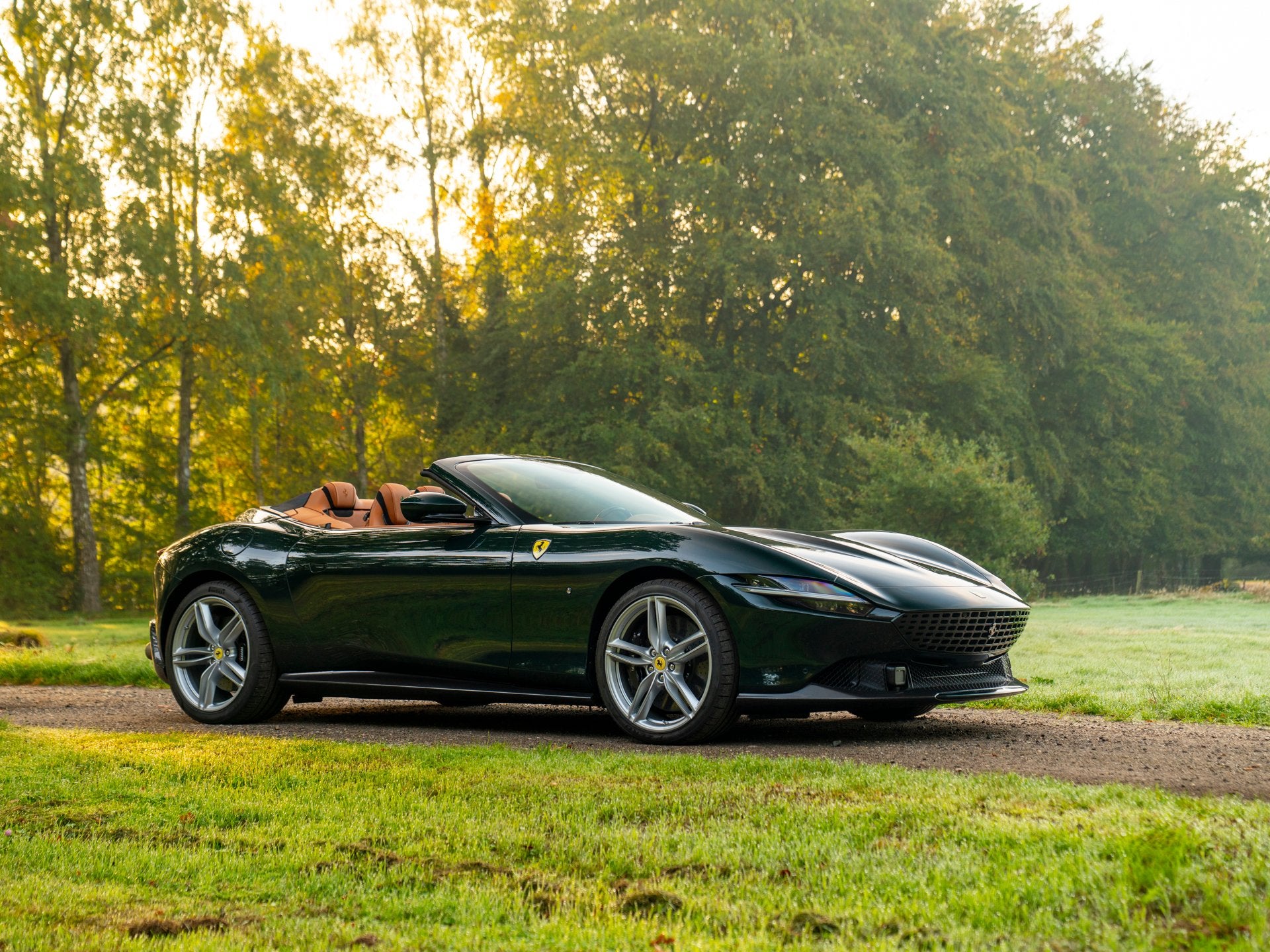 Ferrari Roma Spider 3.9 V8 | Full carbon (bj 2026), Auto's, Automaat, Dealer onderhouden, Achterwielaandrijving, Gebruikt